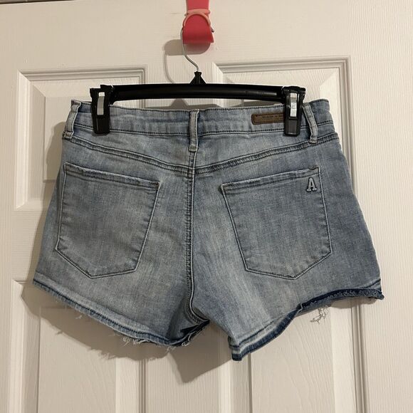 Articles of Society Blue Denim Jean Shorts Women's Size 28 Mid Rise Cut Off - Picture 10 of 10